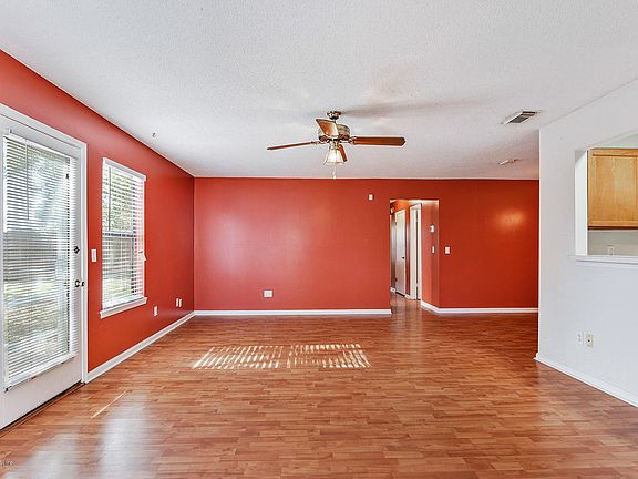 5th image of 12615 Enchanted Hollow Dr