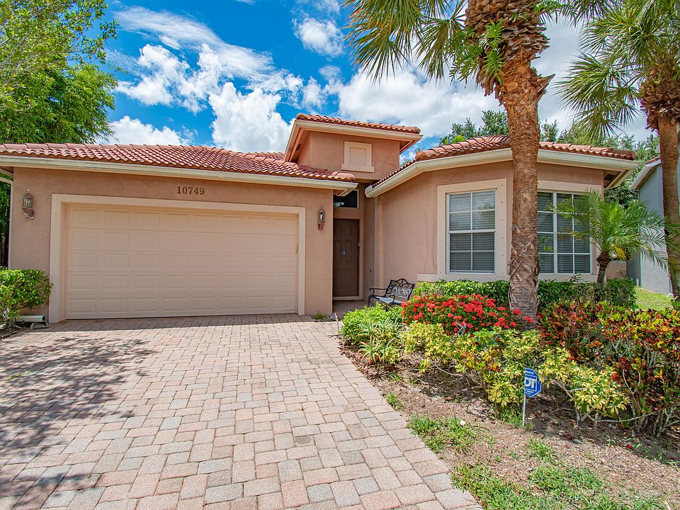 1st image of 10749 Lake Wynds Court