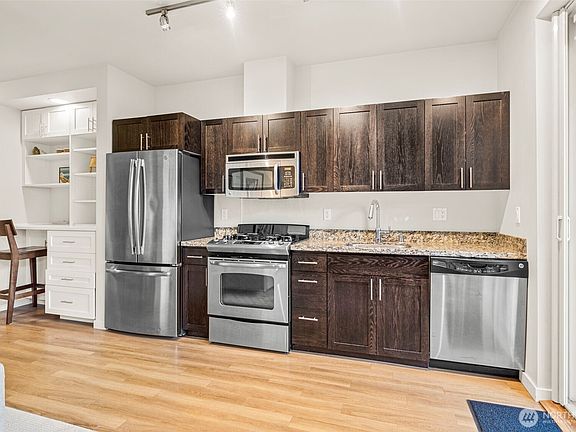 5th image of 15100 6th Avenue SW #312