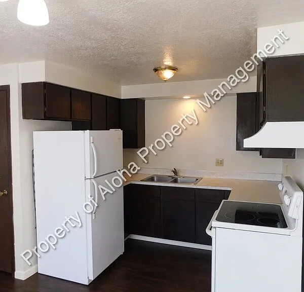 1119 N Arthur Ln — Photo 3