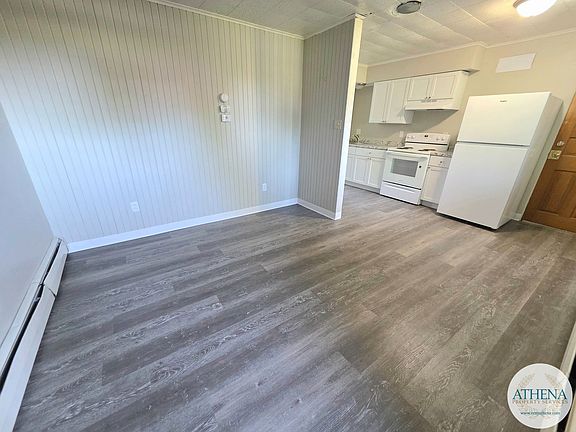2nd image of 622 Bellevue St APT F