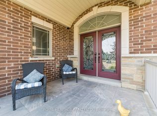 51 Gloria Cres, Whitby, ON L1P 1V3