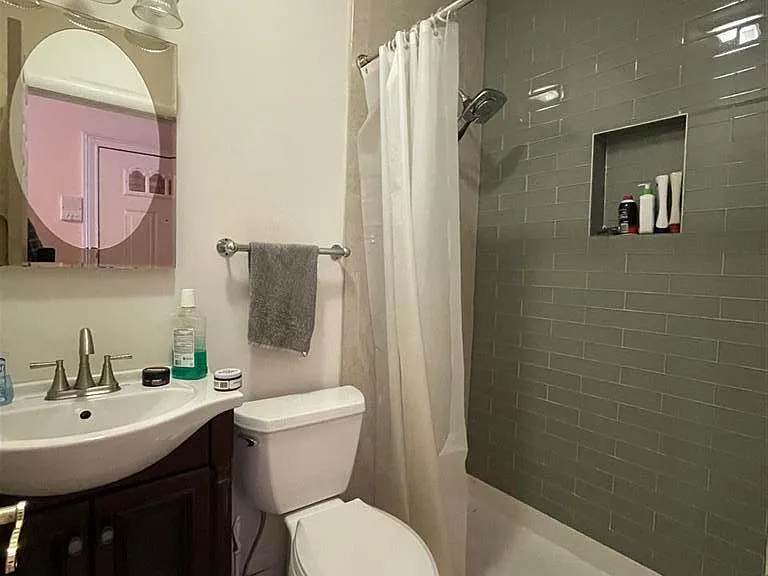 515 Bloomfield St #2 — Photo 12