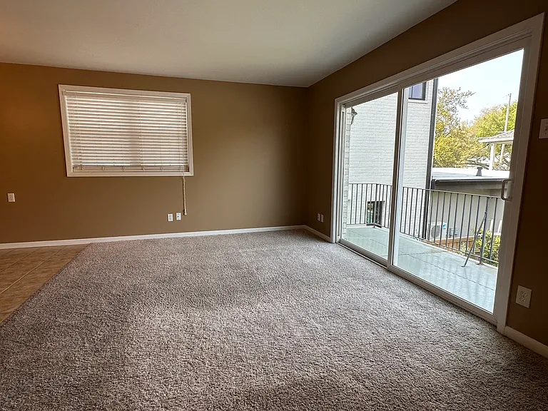 6850 Wuerpel St #6850 — Photo 6