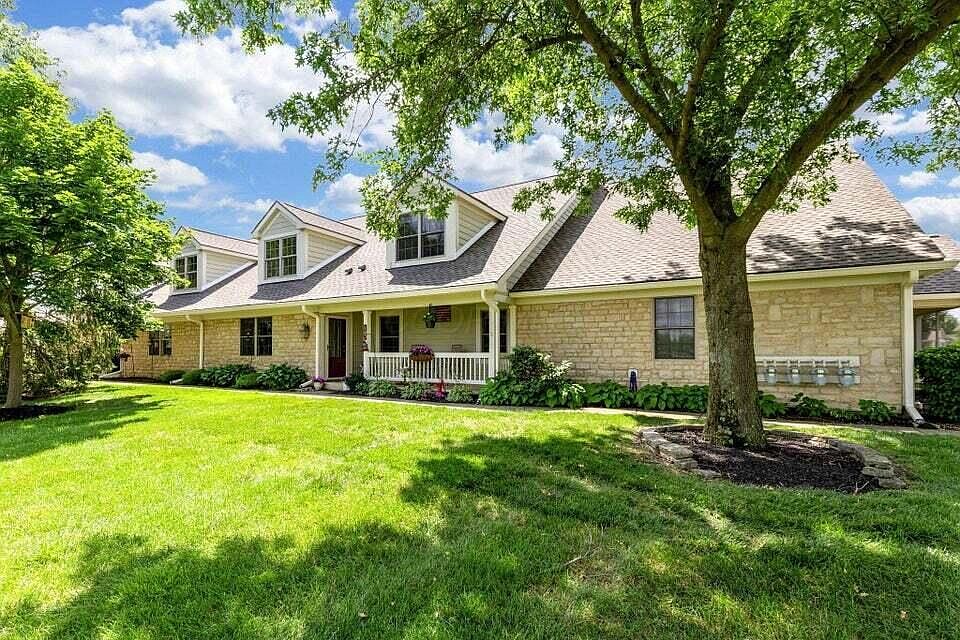 1st image of 145 Glen Mawr Cir