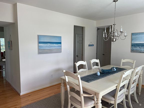 4th image of 29713 Vincent Village Dr