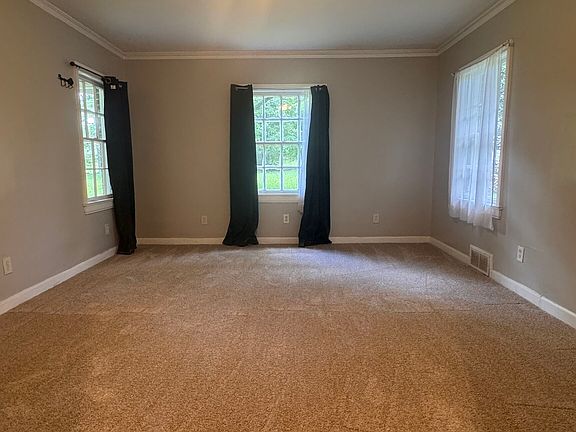 4th image of 2934 Union Grove Rd