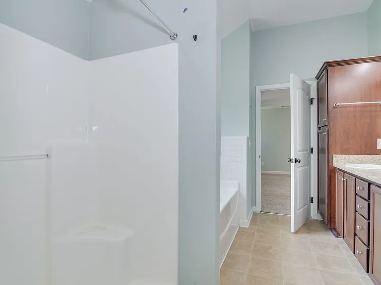 511 Sebastian Dr — Photo 31