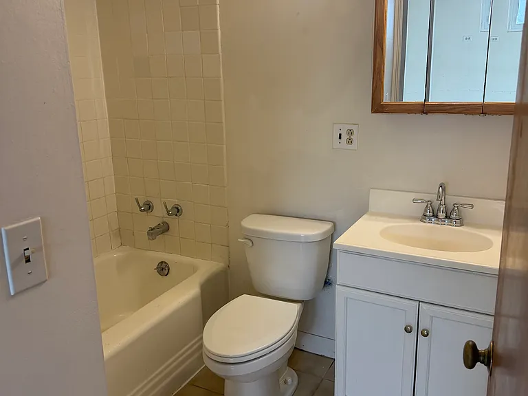 477 1/2 S Spring Rd #5 — Photo 7