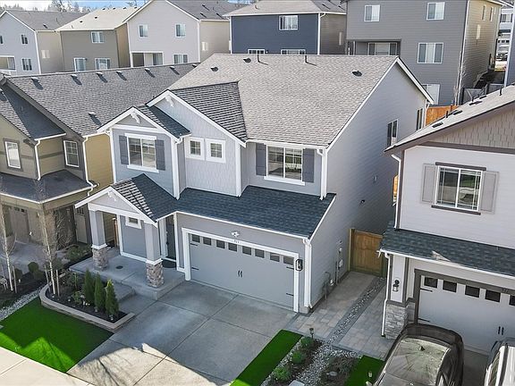 5th image of 913 120th Ave SE #257