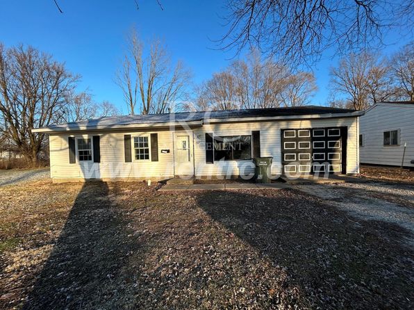 907 Moore St, Danville, IL