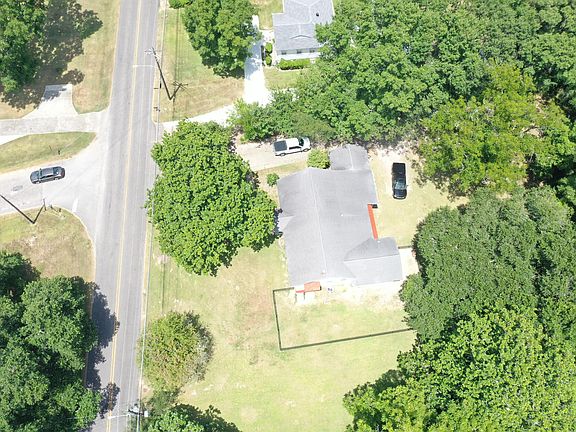 3rd image of 1727 Old Bay Springs Rd