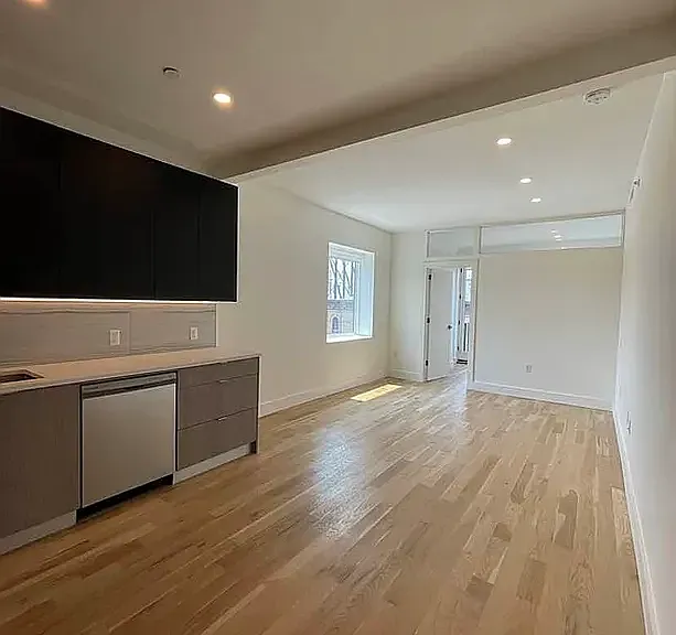 577 3rd Ave #5B — Photo 1