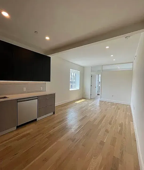 577 3rd Ave #5B