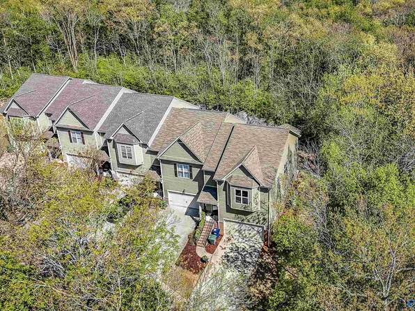 218 Treetop Dr NE, Huntsville, AL 35801