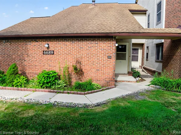 6689 Ridgefield Cir APT 201, West Bloomfield, MI 48322