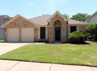 1010 Linkwood Dr, Pearland, TX 77581