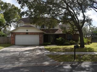 3207 Hawthorne Ct, Plant City, FL 33566