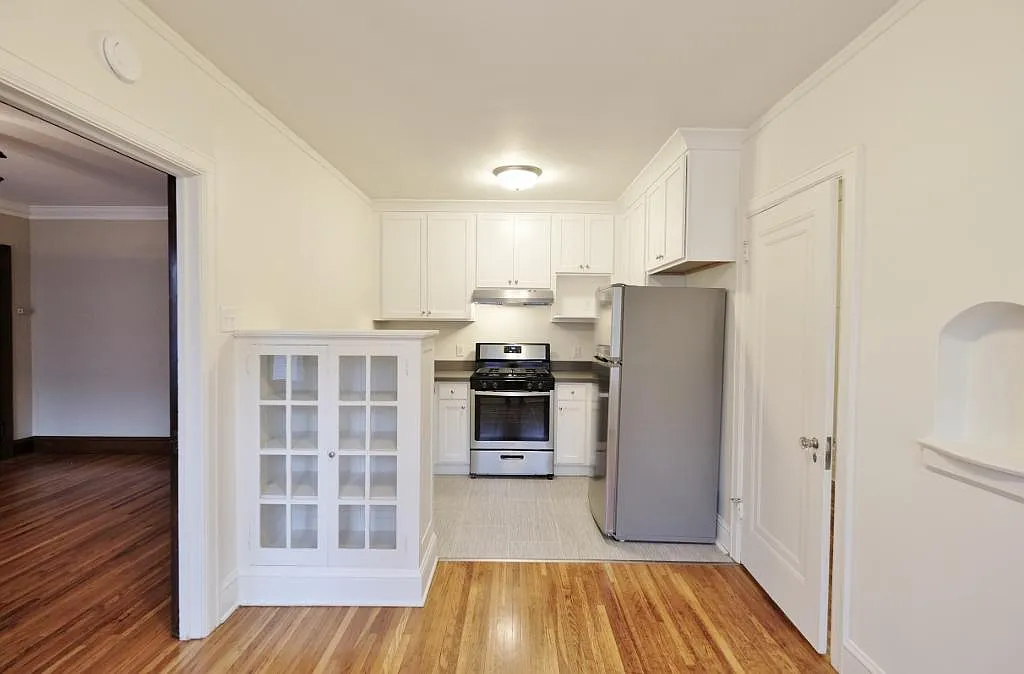 Grand Place Apartments — Photo 3