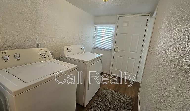 1701 E Desmet Ave — Photo 16