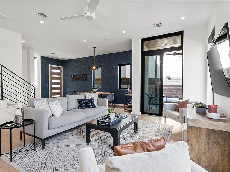 1225 Hillside Ave #4 — Photo 7