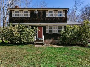 216 N Salem Rd, Ridgefield, CT 06877