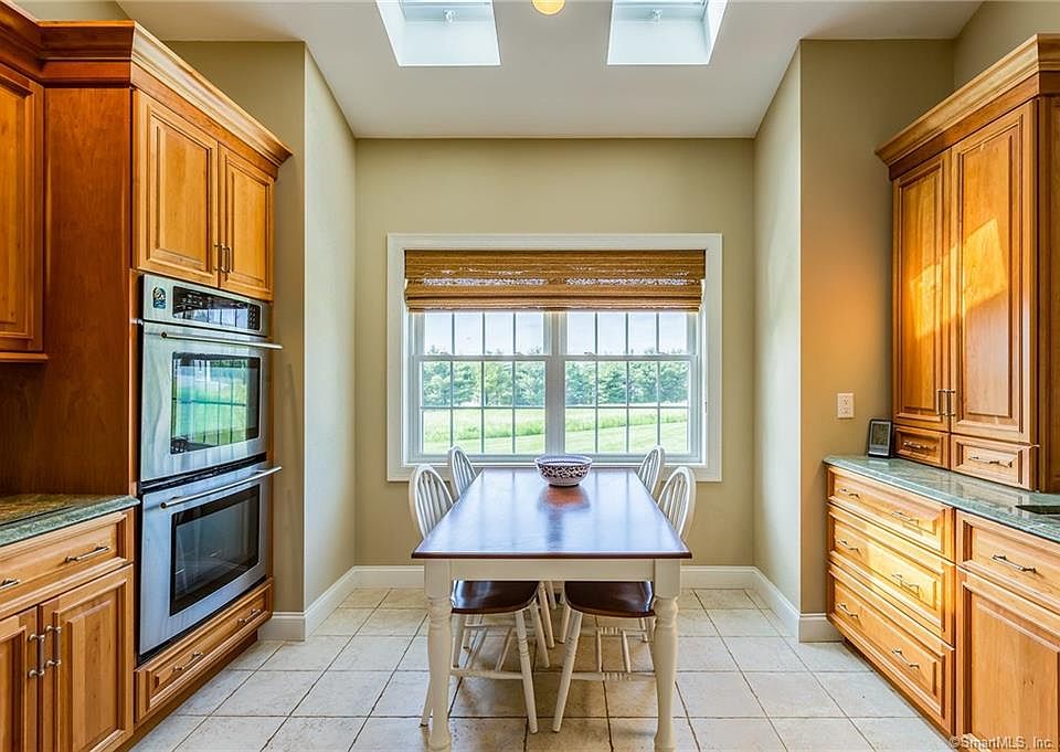 121 Judd Hill Rd, Middlebury, CT 06762 Zillow