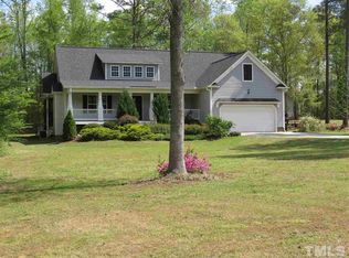 40 Acorn Ct, Smithfield, NC 27577