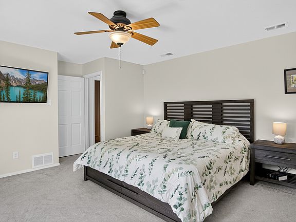 +King bed
+Attached bathroom
+Walk-in closet
+Dresser
+Roku TV
+Blackout curtains