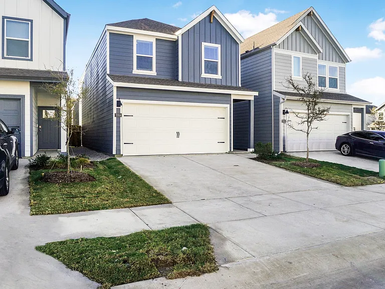 7004 Moonflower Ln — Photo 3