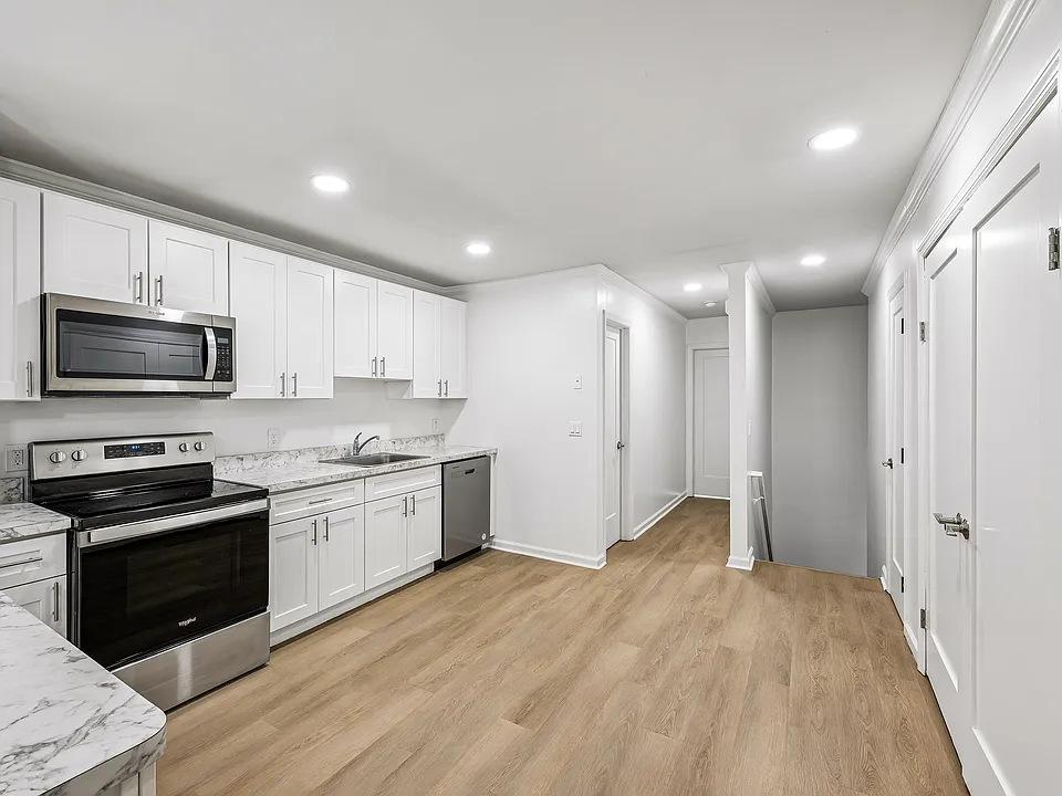 Zen Long Island at Copiague Apartment Homes