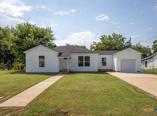 274 S Charles St, Elm Mott, TX 76640