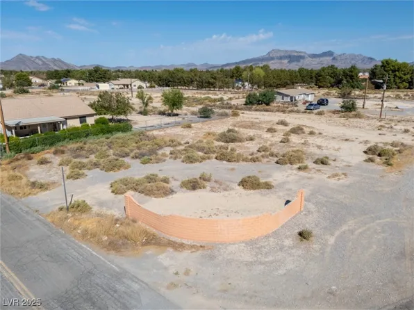 186 N Linda St, Pahrump, NV 89060