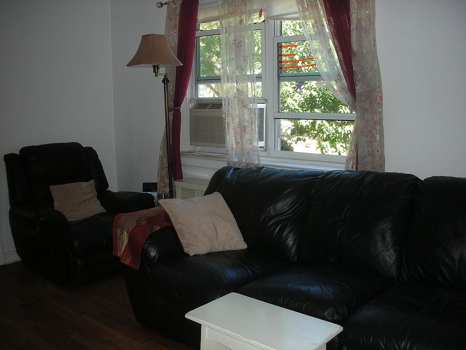 1st image of 25526 73rd Ave