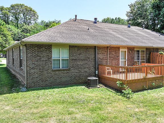 4th image of 109 Park Pl #109