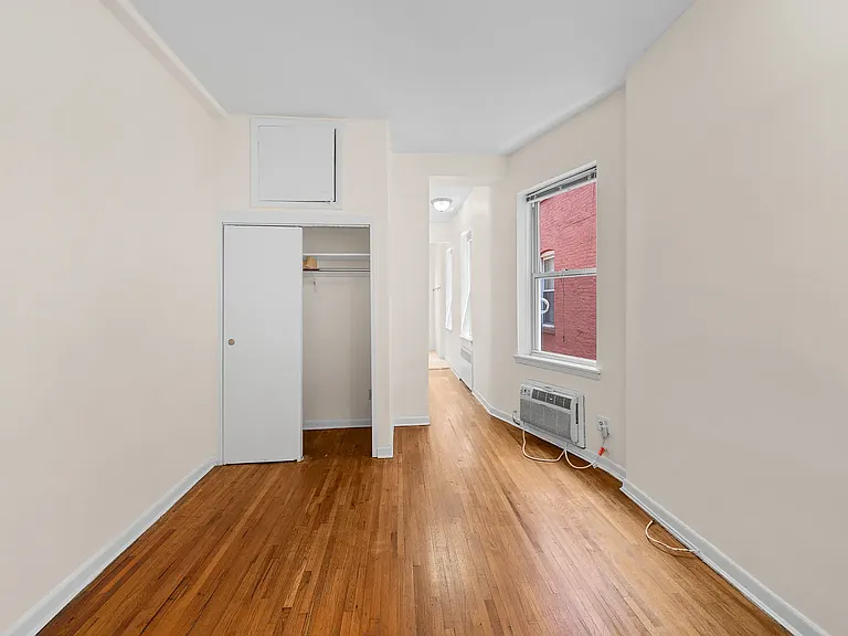 25 W 84th St #4G — Photo 9