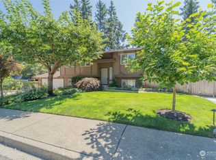 23307 SE 266th St, Maple Valley, WA 98038