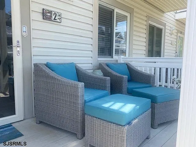 2 bed, 2.0 bath, $15,000 — Photo 3