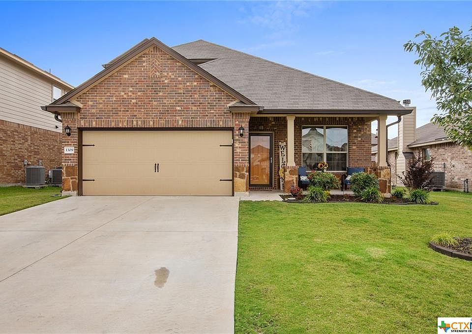 1st image of 1309 Emerald Gate Dr