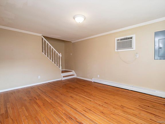 4th image of 9 Robinson Drive