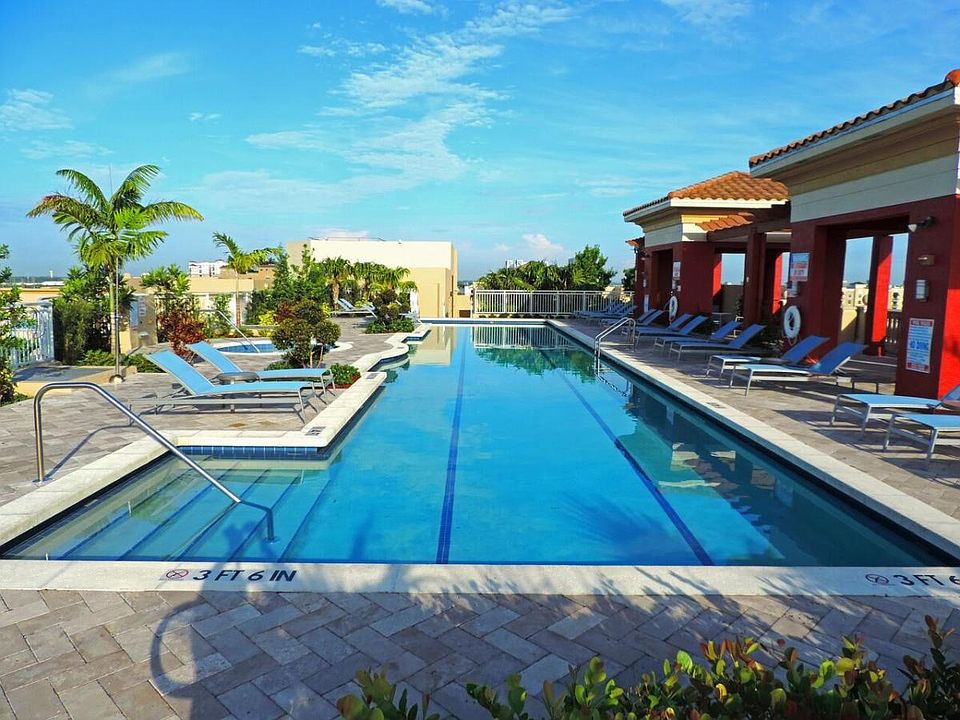Rooftop Heated Lap Pool