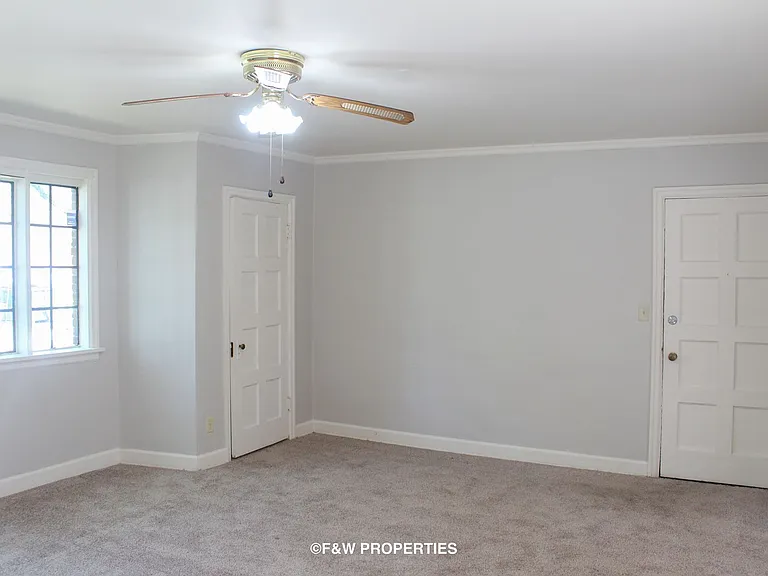 440-450 Rhoads Ave — Photo 5