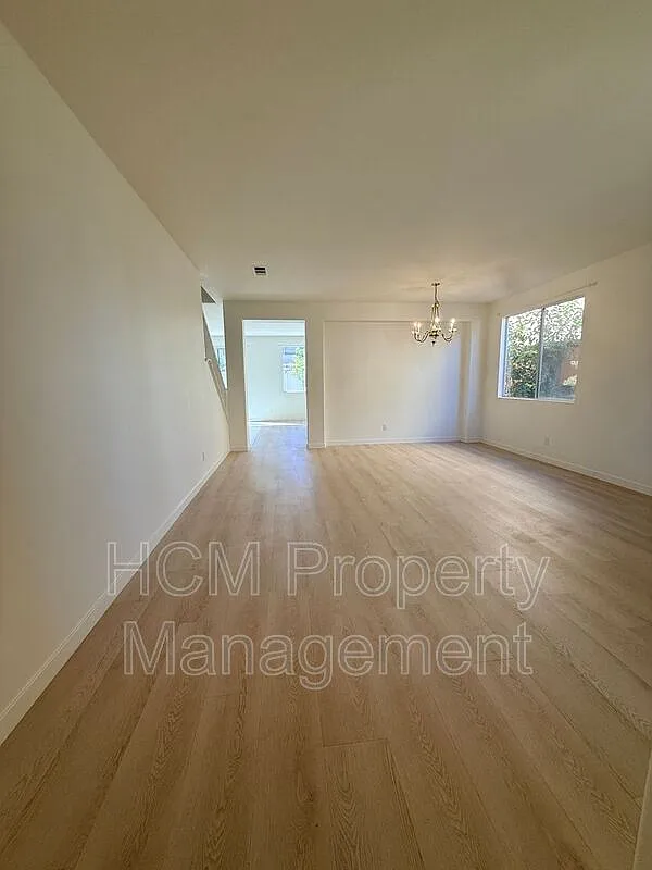 4 bed, 3.0 bath, 3114 sqft, $6,250 — Photo 3