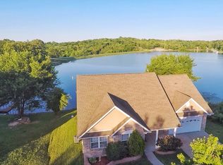 103 W Lakeview Dr, De Soto, MO 63020