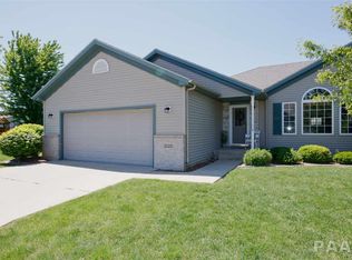 2120 W Jubilee Ln, Dunlap, IL 61525