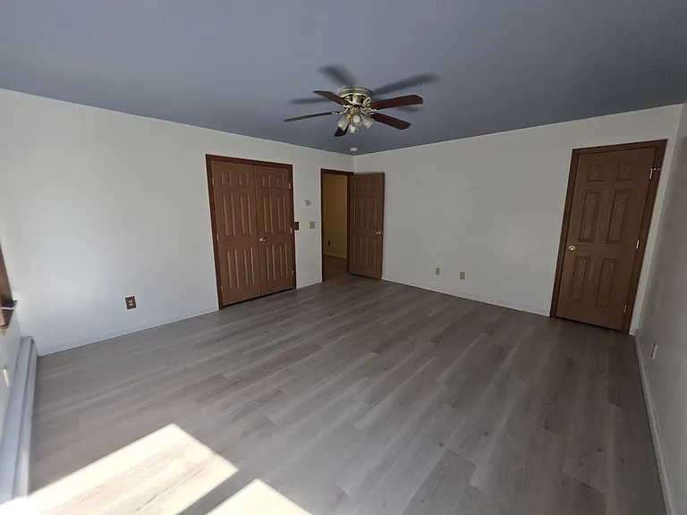 Upstairs main bedroom