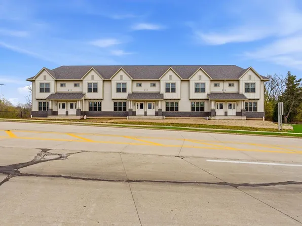 2121 East Howard AVENUE, Saint Francis, WI 53235