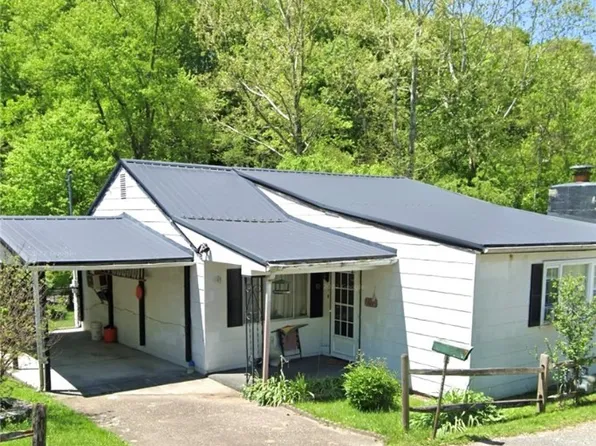 500 Parkside Dr, Saint Albans, WV 25177