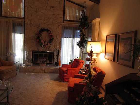 5th image of 3814 Chippewa Ct
