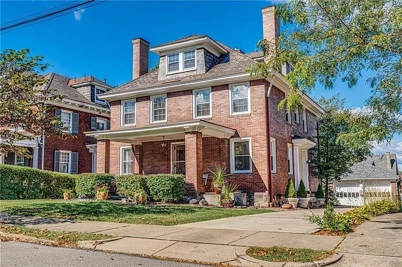 1215 Farragut St photo 1